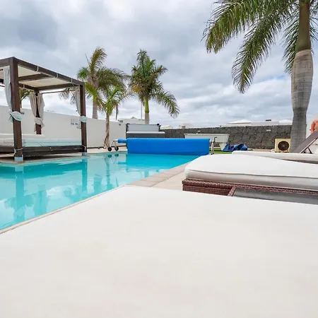 别墅 Crisbel Y Lorena By Armonia