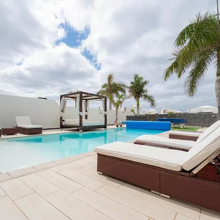 Crisbel Y Lorena By Armonia * 普拉亚布兰卡