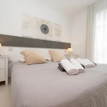 Crisbel Y Lorena By Armonia 别墅