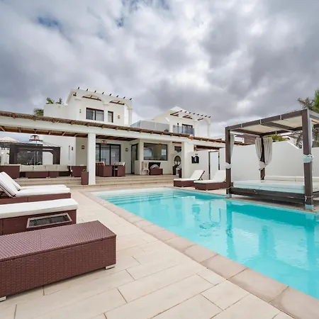 Vila Crisbel Y Lorena By Armonia