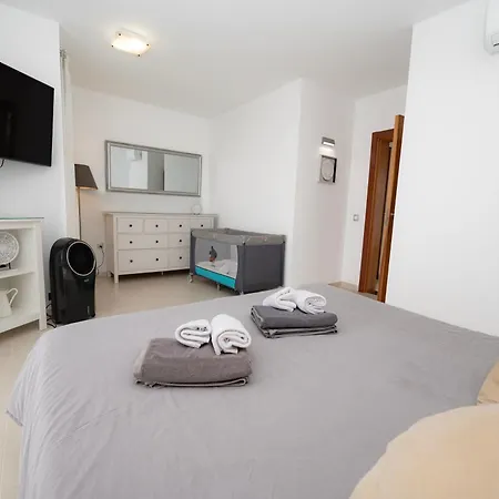 Vila Crisbel Y Lorena By Armonia